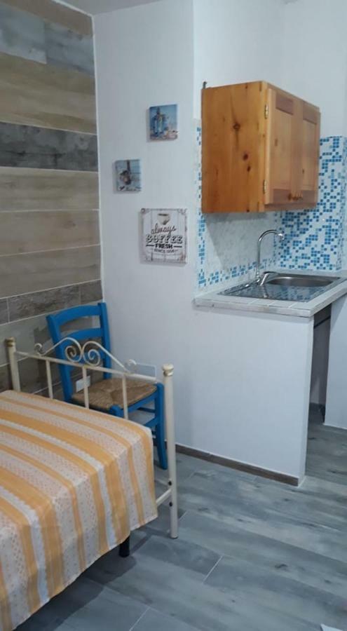 Villino Celeste fronte spiaggia Torre Lapillo Esterno foto